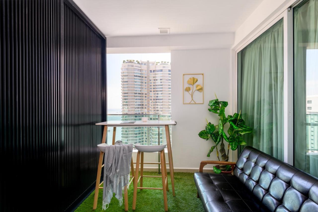 2R1B/Seaview Garden/1~8Pax/Gurney/Mansion One Apartment George Town Exterior photo