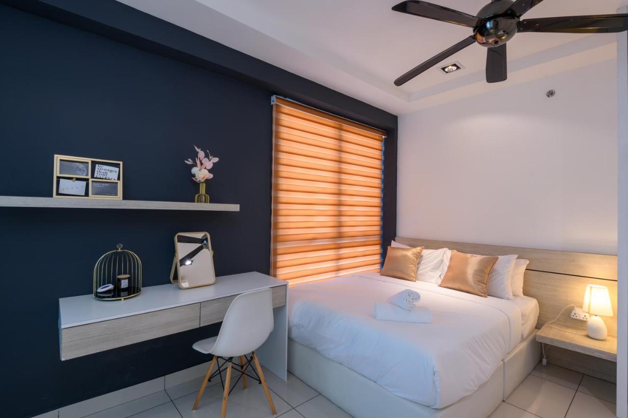 2R1B/Seaview Garden/1~8Pax/Gurney/Mansion One Apartment George Town Exterior photo